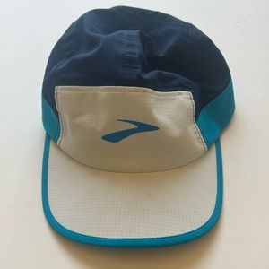 Brooks Running Hat Blue & White